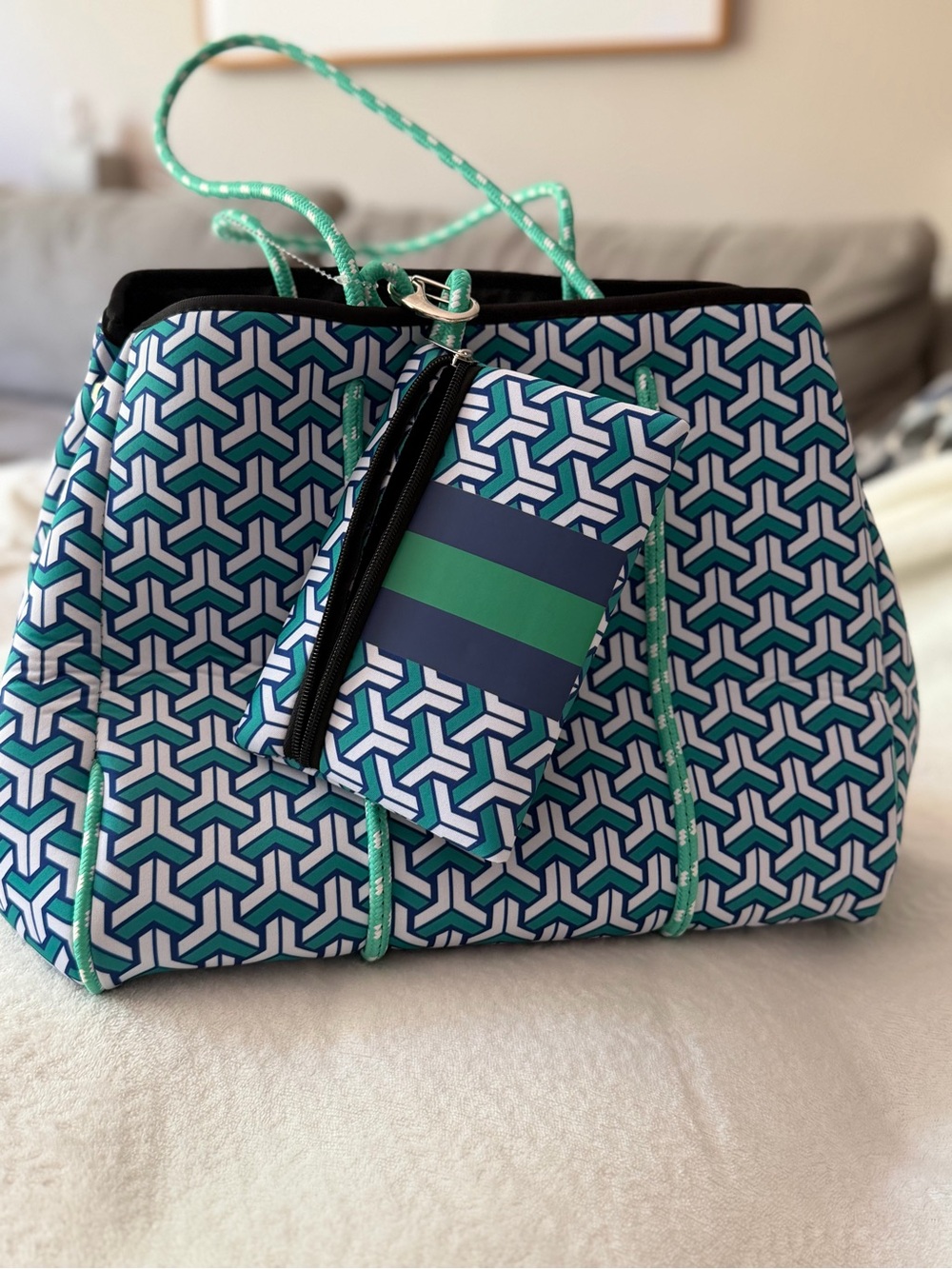 NAVY AND GREEN STRIPED NEOPRENE TOTE - Picture 5 of 7